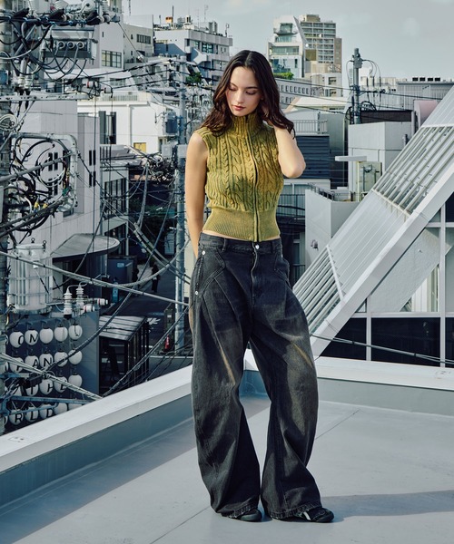CONZ(コンズ)の「sleeveless zip knit tops(ニット/セーター・レディース・カーキ/ブラック・FREE)」の11枚目の写真