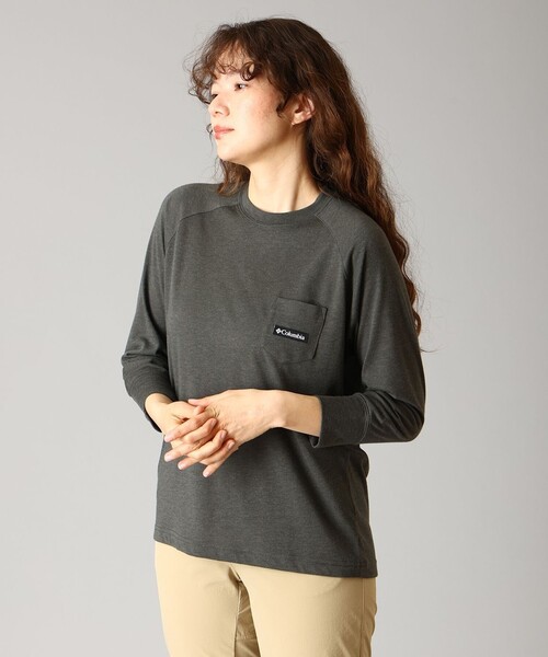 Columbia(コロンビア)の「Columbia/ ウィメンズトランキルピークロングスリーブポケットTシャツ /コロンビア(Tシャツ/カットソー・レディース・ブラック/ブラウン/グリーン・S/M/L/XL)」の1枚目の写真