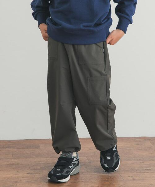 URBAN RESEARCH DOORS(アーバンリサーチドアーズ)の「テックイージードロストカーゴパンツ(KIDS)(その他パンツ・キッズ・ブルー系その他/カーキ・120/135)」の1枚目の写真