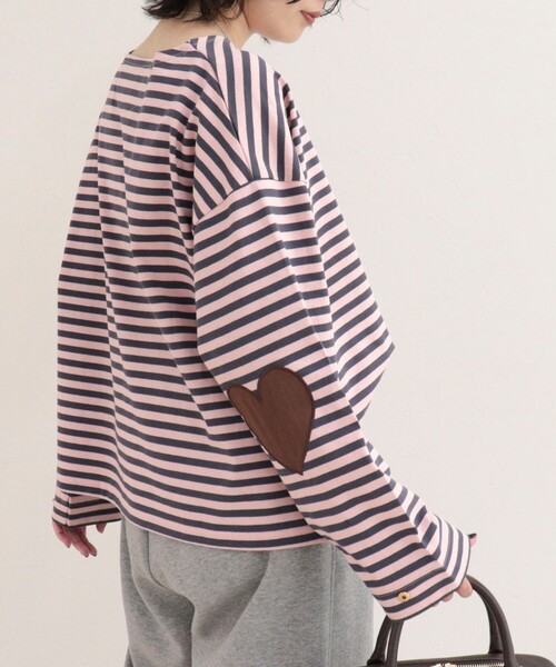 fredy emue（フレディエミュ）の「ボーダーハートパッチプルオーバーカットソー（Tシャツ/カットソー・レディース・ブルー系その他/ホワイト系その他/ピンク系その他/パープル系その他・38）」の4枚目の写真