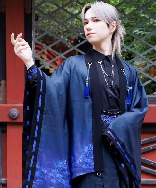 REZEN(リゼン)の「彼岸花×月プリント羽織(その他アウター・メンズ・ライトグレー/ローズ/レッドパープル/ブルーパープル・MEDIUM/LARGE)」の1枚目の写真
