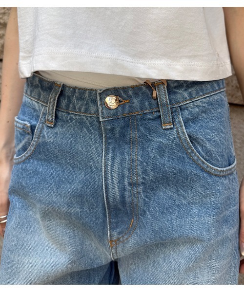 RINASCIMENTO(リナシメント)の「【RINASCIMENTO/リナシメント】ダーツポイントバレルレッグデニムパンツ(デニムパンツ・レディース・ブルー系その他・SMALL)」の9枚目の写真