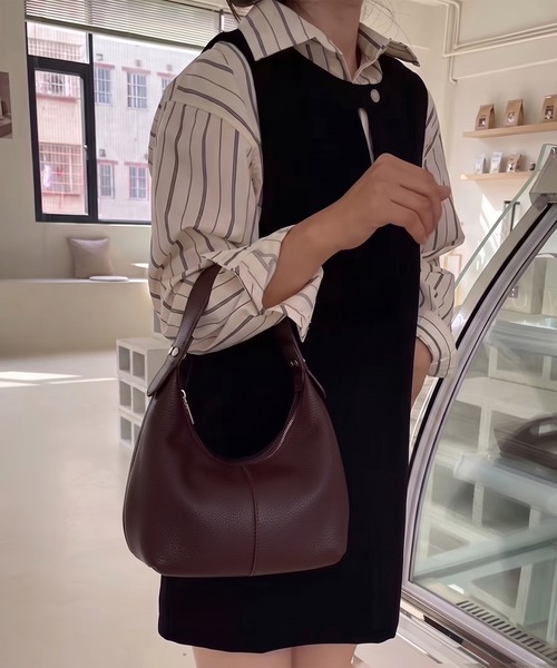 lulufa(ルルファ)の「フェイクレザー ワンハンドルバッグ(ショルダーバッグ・レディース・ブラック/シルバー/グリーン/ブラウン・FREE)」の11枚目の写真