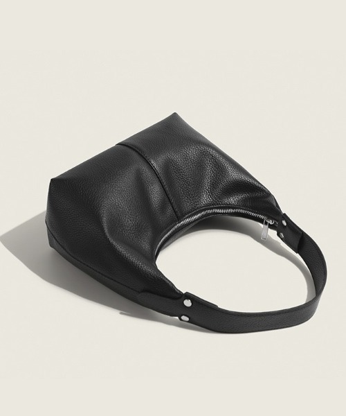 lulufa(ルルファ)の「フェイクレザー ワンハンドルバッグ(ショルダーバッグ・レディース・ブラック/シルバー/グリーン/ブラウン・FREE)」の9枚目の写真