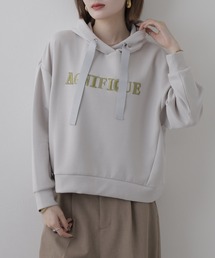 BRODIAEA ダンボールニットロゴ刺繍パーカー