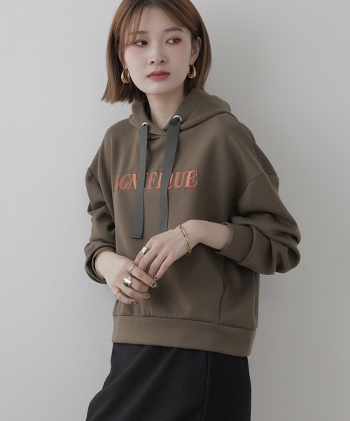 BRODIAEA(ブローディア)の「BRODIAEA ダンボールニットロゴ刺繍パーカー(パーカー・レディース・カーキ/ベージュ・40)」の18枚目の写真