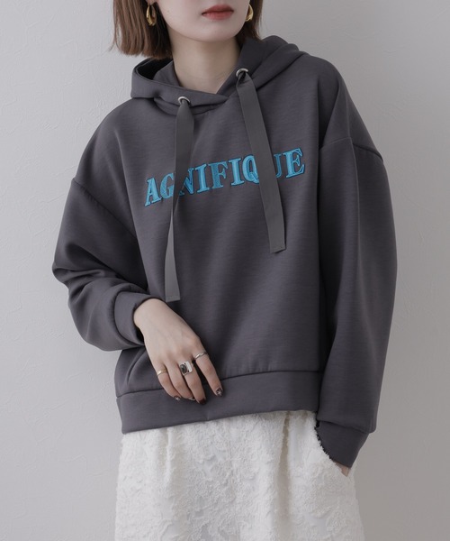 BRODIAEA(ブローディア)の「BRODIAEA ダンボールニットロゴ刺繍パーカー(パーカー・レディース・カーキ/ベージュ・40)」の8枚目の写真