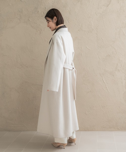 URBAN RESEARCH ROSSO WOMEN(アーバンリサーチ ロッソ)の「ロイヤルジーロンチェスターリバーコート(チェスターコート・レディース・アイボリー/ブルー系その他・36/38)」の21枚目の写真