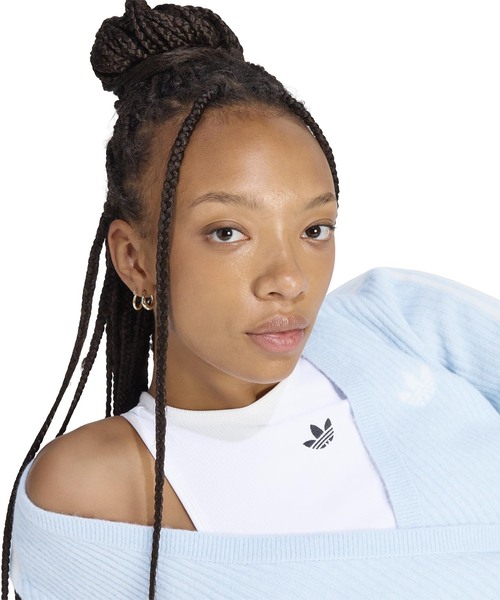 adidas Originals(アディダスオリジナルス)の「ADIDAS × JENNIE / アディダス × ジェニー KNIT CARDIGAN(ニット/セーター・レディース・ブルー/ブラウン/ブラック・MEDIUM)」の18枚目の写真