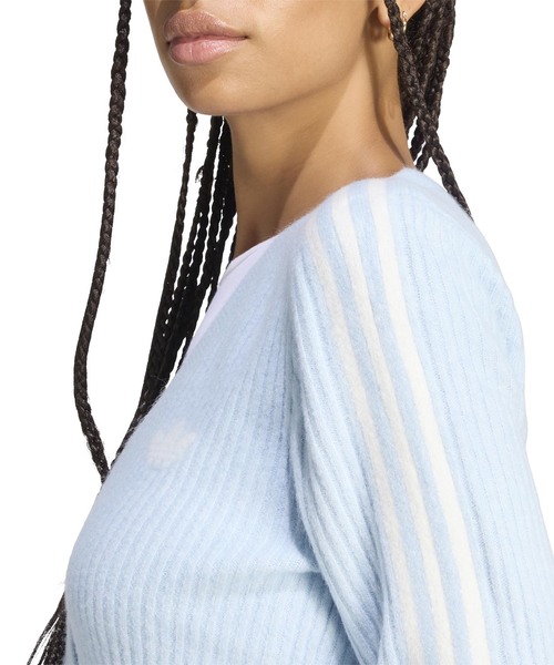 adidas Originals(アディダスオリジナルス)の「ADIDAS × JENNIE / アディダス × ジェニー KNIT CARDIGAN(ニット/セーター・レディース・ブルー/ブラウン/ブラック・MEDIUM)」の19枚目の写真
