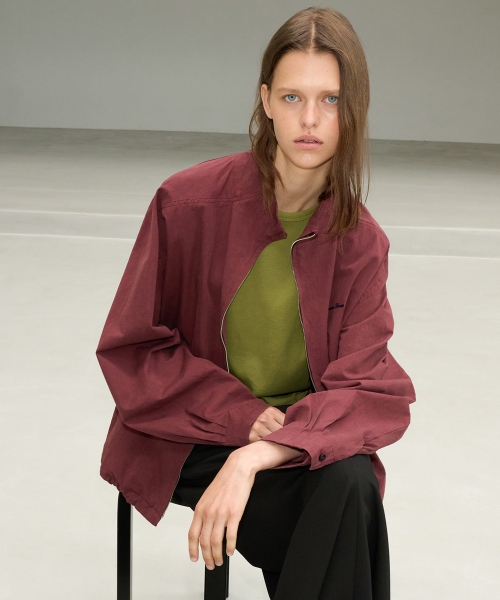 LEVAR(レバー)の「Ground Raglan Zip-up Jumper - Cranberry Burgundy(ブルゾン・レディース・その他・SMALL)」の1枚目の写真