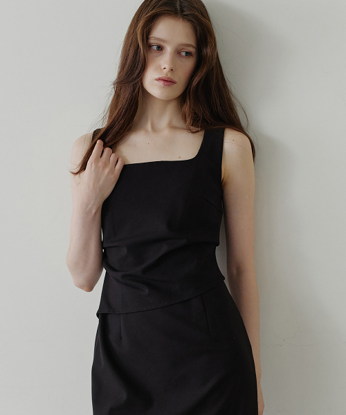MAKE A TOAST(メイクアトースト)の「CONTOUR SQUARE ロングドレス(ブラック) MBFFOP002BK(ワンピース・レディース・ブラック・SMALL/MEDIUM)」の4枚目の写真