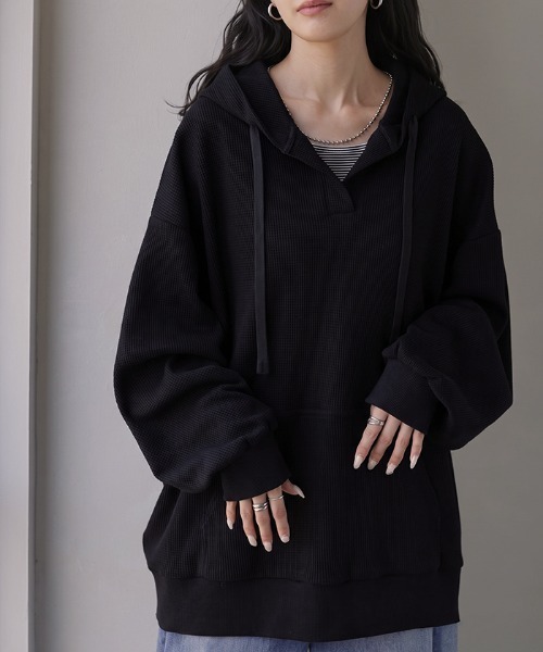 HUG.U(ハグユー)の「ワッフルパーカープルオーバー(パーカー・レディース・ブラック/ネイビー/グレー/レッド/ミックスグレー/ブルー・FREE)」の22枚目の写真