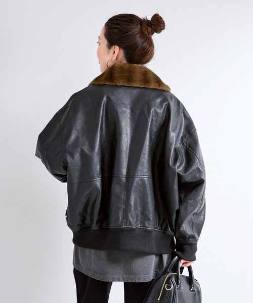 B.C STOCK(ベーセーストック)の「TYPE:G1フェイクレザーアビエイターブルゾン(ブルゾン・レディース・ブラック/ブラウン・MEDIUM/SMALL)」の8枚目の写真