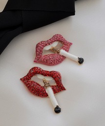 styiro（スタイロ）の「SMOKY LIP / ビジューポップブローチ（ブローチ/コサージュ）」
