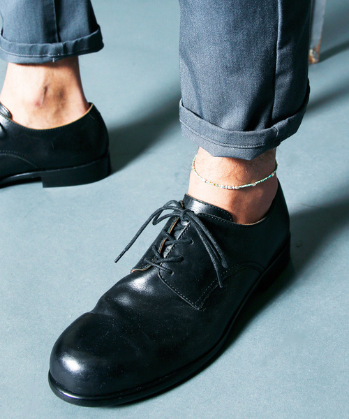 Magine（マージン）の「Magine×idealismsound 2mm STONE BEADS ANKLET:2ｍｍストーンビーズ アンクレット（アンクレット・メンズ・ターコイズブルー/ホワイト/レッド/ブラック・FREE）」の4枚目の写真