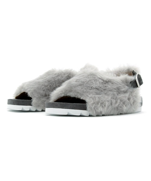 Casselini（キャセリーニ）の「CASSELINI/キャセリーニ/Fur Sandal（サンダル・レディース・アイボリー/ブラック/グレー・23.5/23/24.5/24）」の3枚目の写真