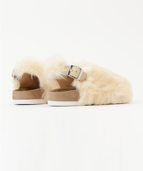 Casselini（キャセリーニ）の「CASSELINI/キャセリーニ/Fur Sandal（サンダル・レディース・アイボリー/ブラック/グレー・23.5/23/24.5/24）」の6枚目の写真