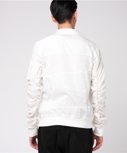 VENCEEXCHANGE（ヴァンスエクスチェンジ）の「麻切り替えシャーリングMA-1               （MA-1・メンズ・オフホワイト/ブラック/オリーブ・LARGE/MEDIUM）」の5枚目の写真