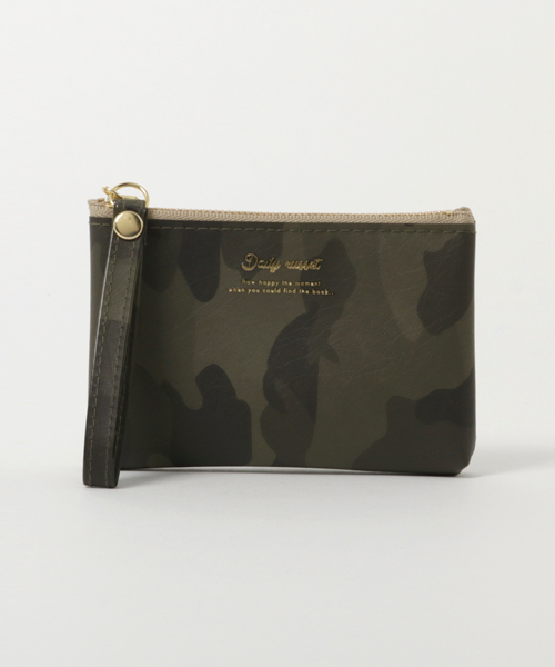 Daily russet(デイリー ラシット)の「迷彩紐付きポーチ(ポーチ・レディース・カーキ/ベージュ/ピンク/ブラウン/グレー・FREE)」の5枚目の写真