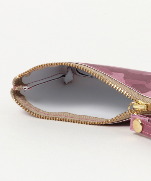 Daily russet(デイリー ラシット)の「迷彩紐付きポーチ(ポーチ・レディース・カーキ/ベージュ/ピンク/ブラウン/グレー・FREE)」の9枚目の写真