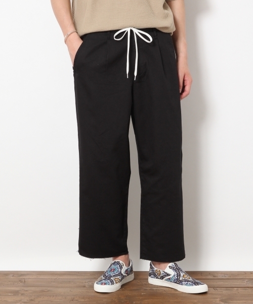 RAGEBLUE（レイジブルー）の「＜旬な着こなしが実現！＞シューレースチノワイドパンツ/761877（チノパンツ・メンズ・ブラック/ベージュ・LARGE/MEDIUM/SMALL）」の2枚目の写真