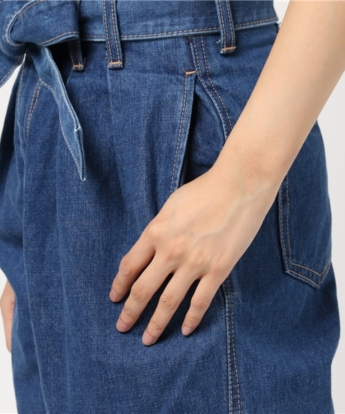 MOUSSY（マウジー）の「HIGH WAIST WIDE PT（デニムパンツ・レディース・ブルー/ホワイト・1/0/2）」の8枚目の写真