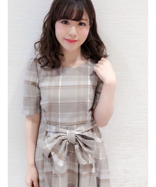 dazzlin（ダズリン）の「ウエストリボンチェックワンピース（ワンピース・レディース・ベージュ/レッド・SMALL/MEDIUM）」の12枚目の写真