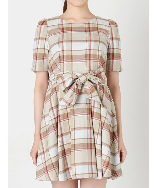 dazzlin（ダズリン）の「ウエストリボンチェックワンピース（ワンピース・レディース・ベージュ/レッド・SMALL/MEDIUM）」の13枚目の写真