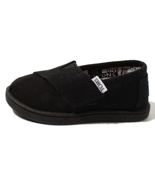 TOMS（トムス）の「トムス ベビー キッズ タイニー クラシック 2013 TOMS BABY CLASSICS（ベビーシューズ/ベビーソックス・キッズ・ブラック/レッド/ピンク/ネイビー・12cm/13cm/14cm/15cm）」の5枚目の写真