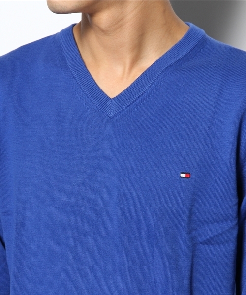 TOMMY HILFIGER（トミーヒルフィガー）の「13FH-PACIFIC V-NECK SWEATER（ニット/セーター・メンズ・ホワイト/ブラック/グレー/グリーン/ブルー/ネイビー/イエロー/レッド/オレンジ/ダークグレー・SMALL/MEDIUM/LARGE/X-LARGE）」の11枚目の写真
