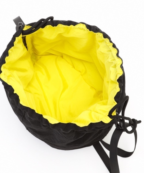 CONTROL FREAK / CTFK（コントロールフリーク）の「ナイロンミリタリー巾着（ショルダーバッグ・レディース・ブラック/カーキ/パープル・FREE）」の14枚目の写真