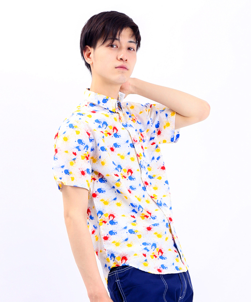 WEGO（ウィゴー）の「WEGO/ペイントパターン半袖シャツ（シャツ/ブラウス・メンズ・ホワイト/ホワイト系その他・MEDIUM/LARGE）」の2枚目の写真