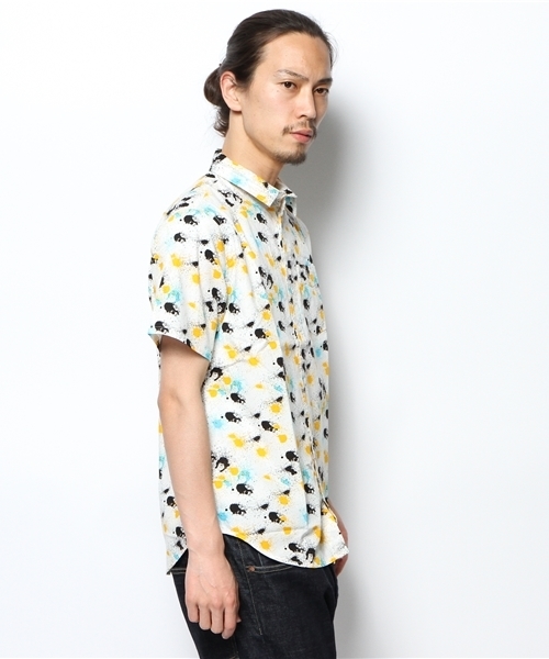 WEGO（ウィゴー）の「WEGO/ペイントパターン半袖シャツ（シャツ/ブラウス・メンズ・ホワイト/ホワイト系その他・MEDIUM/LARGE）」の5枚目の写真