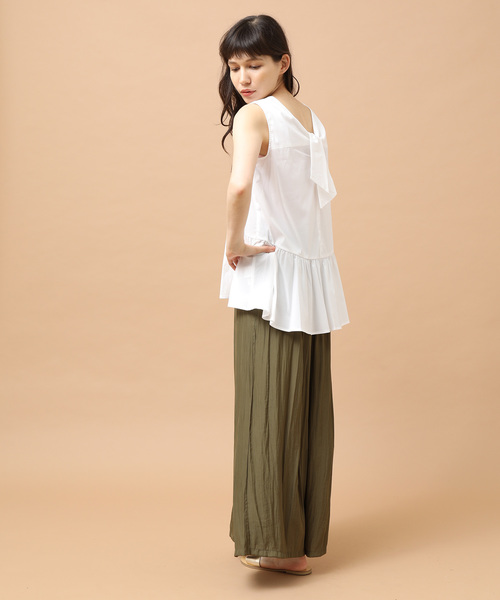 SALON adam et rope'（サロン アダム エ ロペ）の「C/Nシルキーローン裾ギャザーブラウス（シャツ/ブラウス・レディース・ブラック/パープル/オフホワイト・FREE）」の8枚目の写真