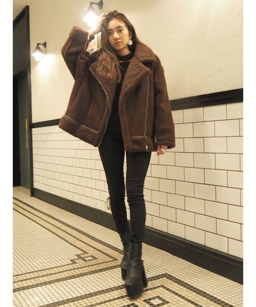 EVRIS(エヴリス)の「シームレザーライクチャンキーブーツ(ブーツ・レディース・ブラック/ブラウン・SMALL/MEDIUM/LARGE)」の7枚目の写真