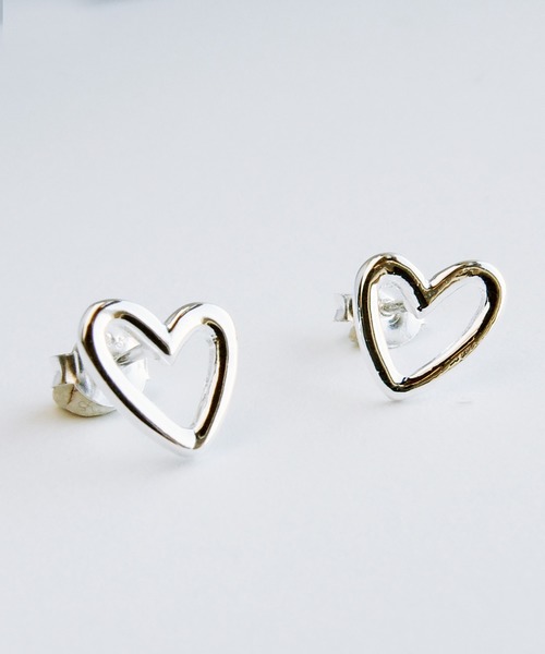 TONE SELECT GOODS(トーンセレクトグッズ)の「【925 SILVER ACC】HandwriteハートピアスSV925(OG)(ピアス(両耳用)・レディース・シルバー/ゴールド・FREE)」の2枚目の写真