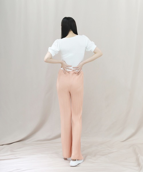 by muni:r(バイ ムニール)の「しわ加工ロングゴムパンツ(スラックス・レディース・オレンジ/アイボリー/ブラック/ベージュ・FREE)」の20枚目の写真