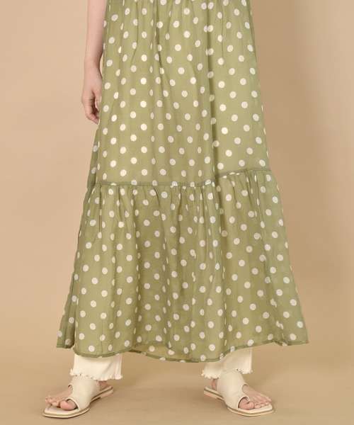 w closet（ダブルクローゼット）の「ドットプリントシアーティアード  