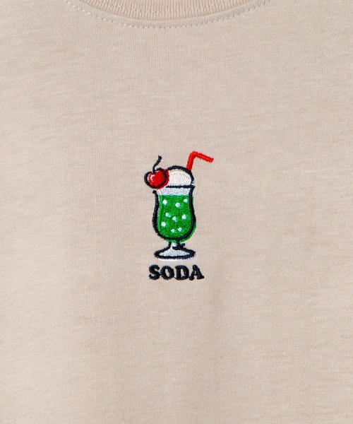 WEGO（ウィゴー）の「WEGO/クリームソーダワンポイントTシャツ（Tシャツ/カットソー・レディース・ホワイト/ベージュ・SMALL/MEDIUM/LARGE）」の10枚目の写真