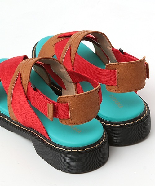 チチカカ（チチカカ）の「コンビベルトサンダル（サンダル・レディース・ブラック/キャメル・MEDIUM/LARGE）」の13枚目の写真