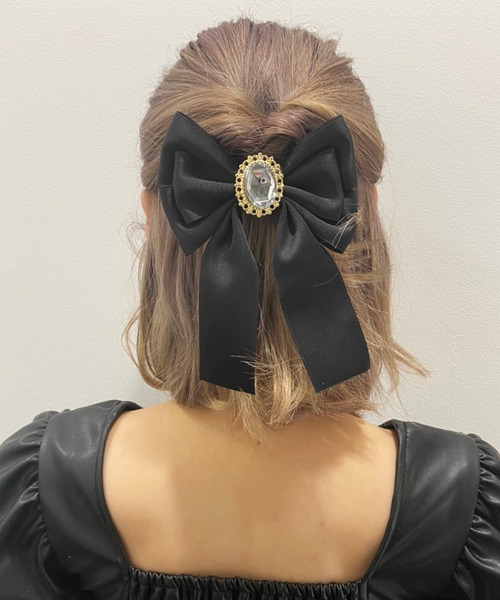 SPINNS（スピンズ）の「ブローチリボンヘアクリップ（バレッタ/ヘア