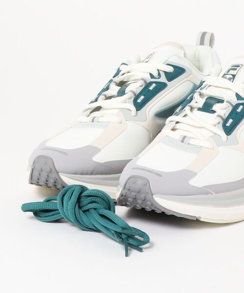FILA（フィラ）の「【FILA】カーブレット（スニーカー・メンズ・ホワイト×ブルー/ブラック/ホワイト/ホワイト×ネイビー/ホワイト×グリーン・25.0cm/26.0cm/27.0cm/28.0cm/24.0cm/23.0cm）」の6枚目の写真