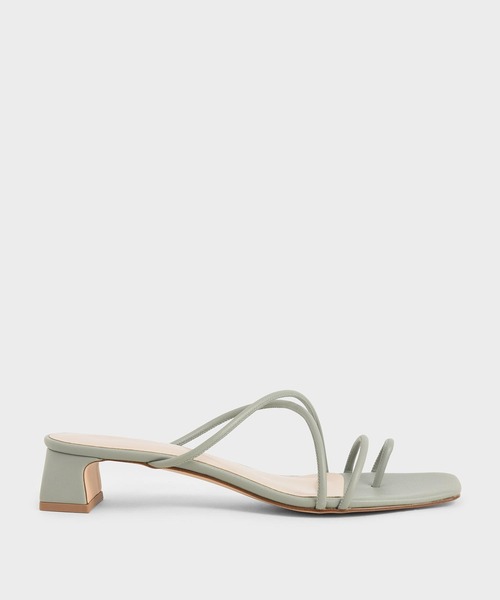 CHARLES & KEITH(チャールズ & キース)の「ストラッピートゥリング サンダル / Strappy Toe Ring Sandals(サンダル・レディース・ホワイト/ブラック/セージグリーン・22.5cm/23cm/23.5cm/24.5cm/25cm/25.5cm)」の22枚目の写真
