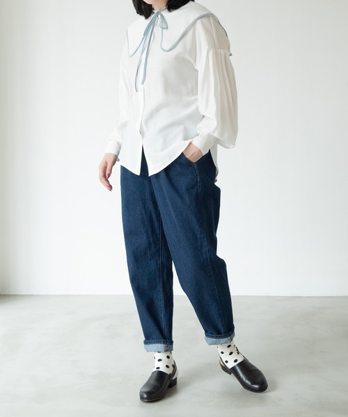 MERLOT（メルロー）の「ヘビーツイル＆デニムテーパードパンツ（デニムパンツ・レディース・ネイビー/ナチュラル・FREE）」の12枚目の写真
