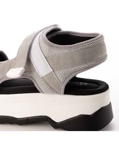 Realta（レアルタ）の「Realta(レアルタ) メッシュベルトのダブルベルトベルクロ厚底スポーツ サンダル（サンダル・レディース・ブラック/グレー・S/M/L/LL）」の16枚目の写真