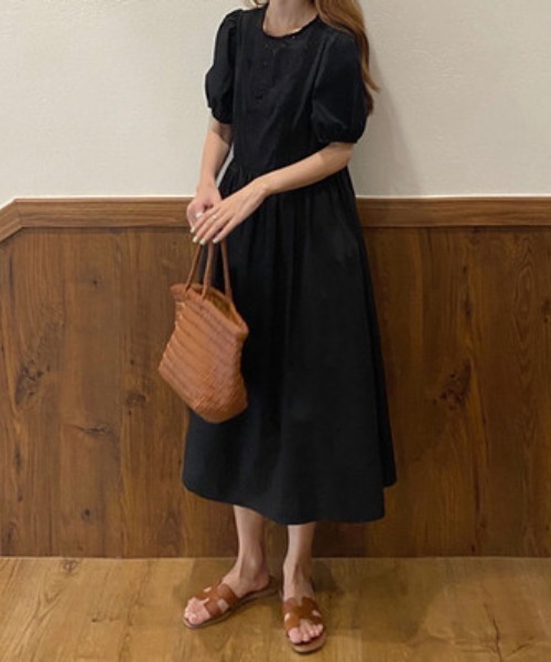 ABITOKYO（アビトーキョー）の「フロント刺繍レースショルダーワンピース（ワンピース・レディース・ホワイト/ブラック・FREE）」の11枚目の写真