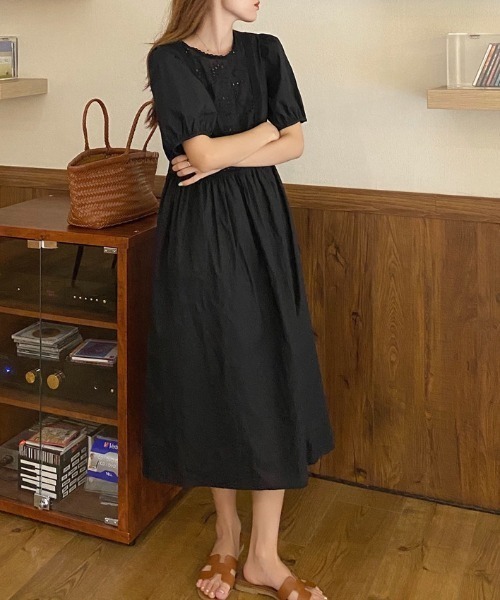 ABITOKYO（アビトーキョー）の「フロント刺繍レースショルダーワンピース（ワンピース・レディース・ホワイト/ブラック・FREE）」の18枚目の写真