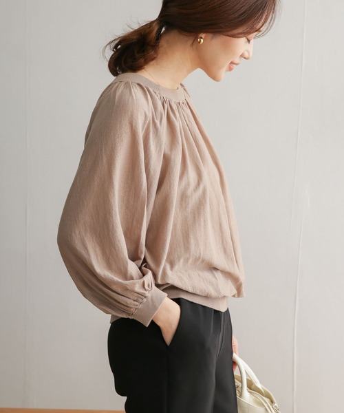 URBAN RESEARCH DOORS（アーバンリサーチドアーズ）の「ハイツイストコットンギャザーニット（ニット/セーター・レディース・ブラック/アイボリー/モカ・ONE）」の19枚目の写真