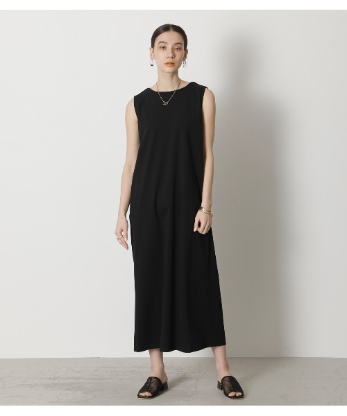 crie conforto（クリーコンフォルト）の「e.line タックカバーノースリーブワンピース（ワンピース・レディース・ブラック/ベージュ/グリーン・FREE）」の2枚目の写真